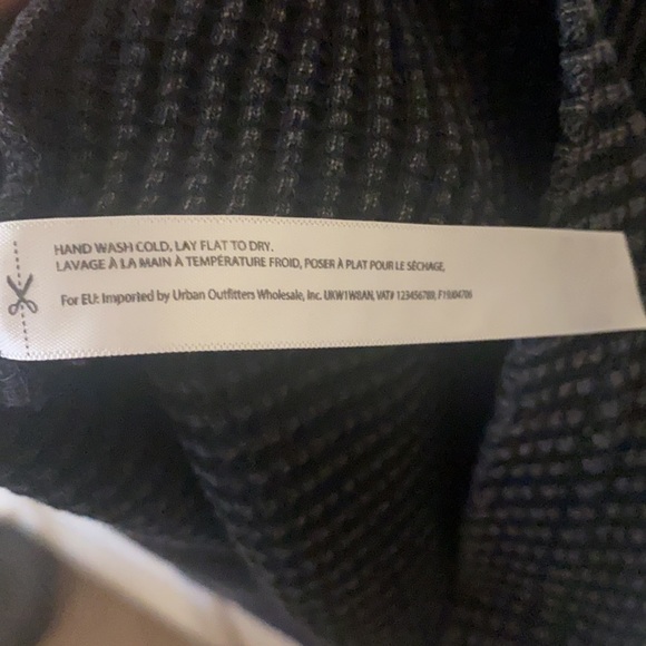 Blouse. - Picture 4 of 5